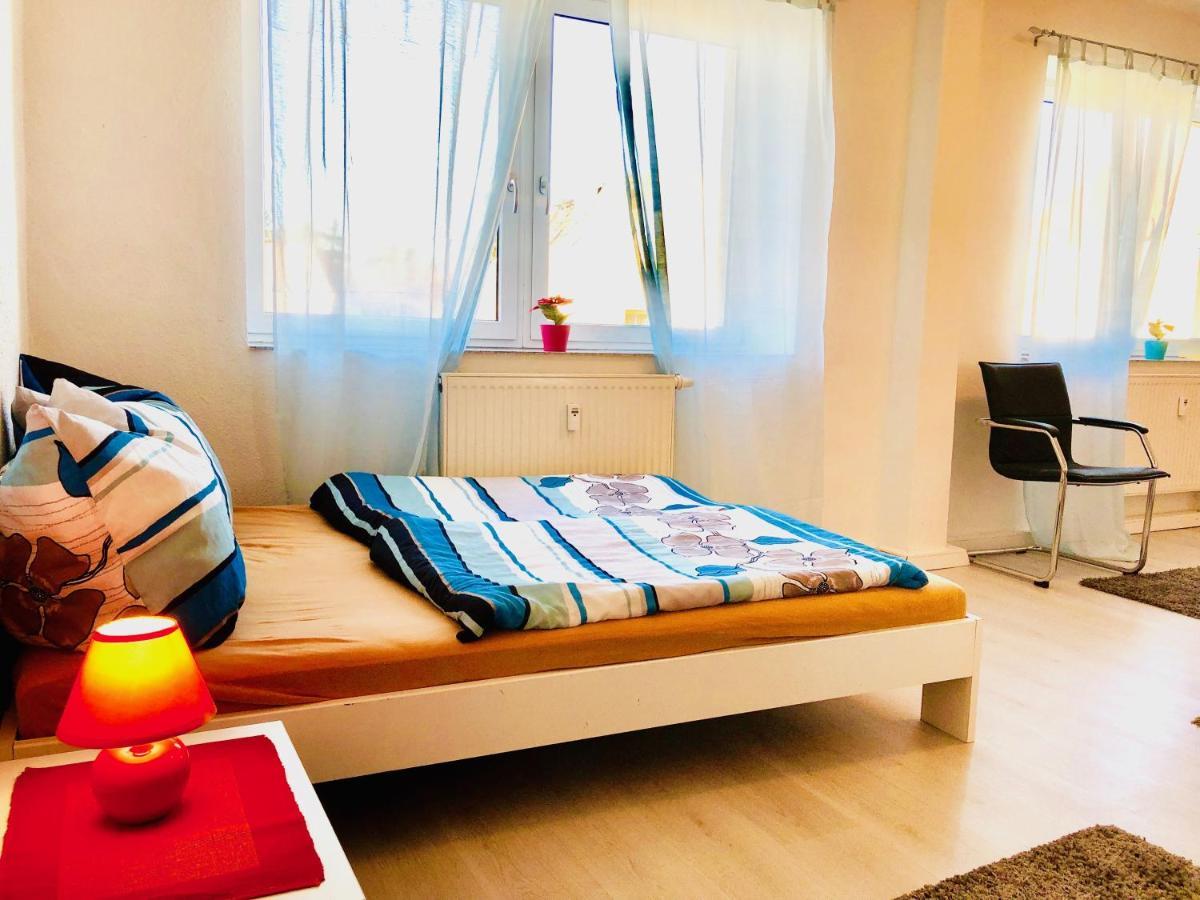 #World Monteurzimmer Schkeuditz Zewnętrze zdjęcie