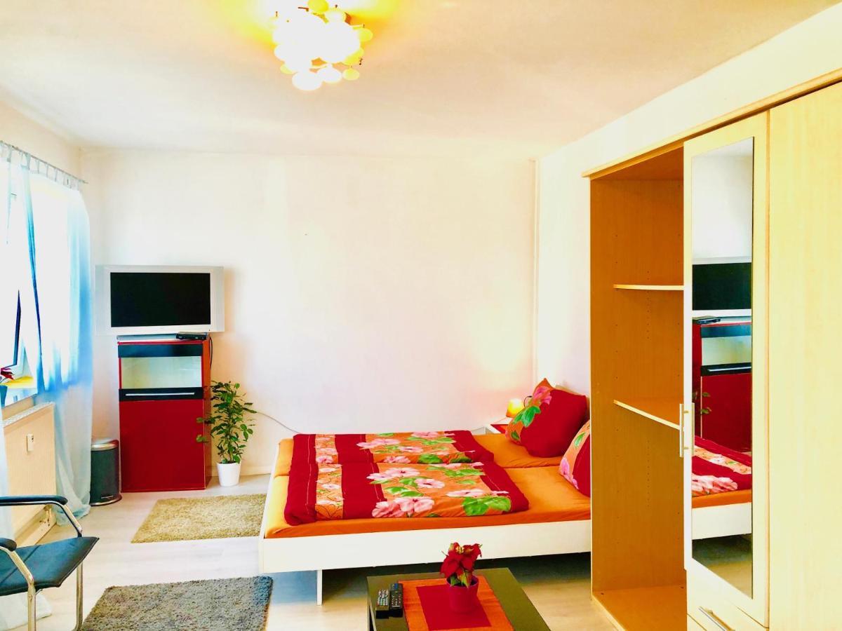 #World Monteurzimmer Schkeuditz Zewnętrze zdjęcie