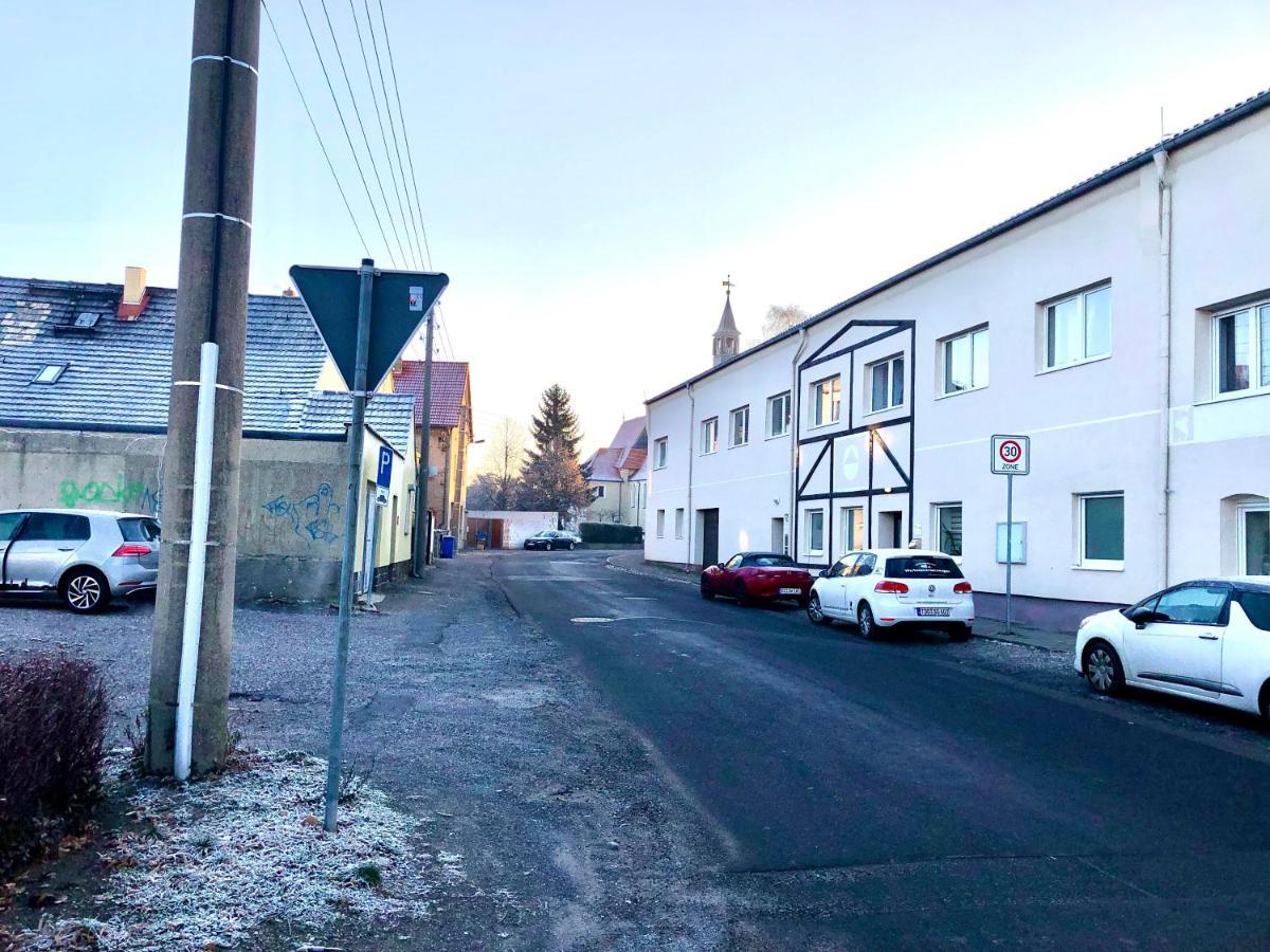 #World Monteurzimmer Schkeuditz Zewnętrze zdjęcie