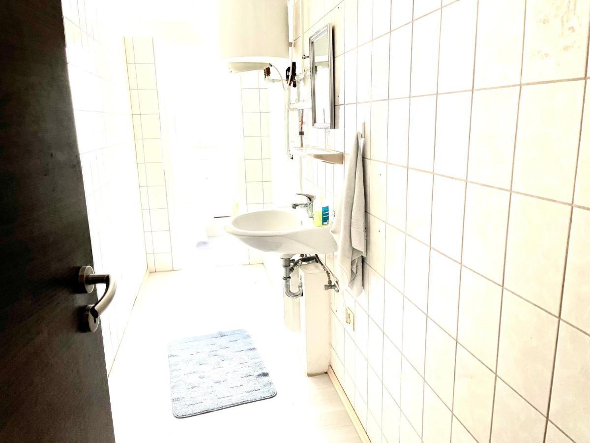 #World Monteurzimmer Schkeuditz Zewnętrze zdjęcie